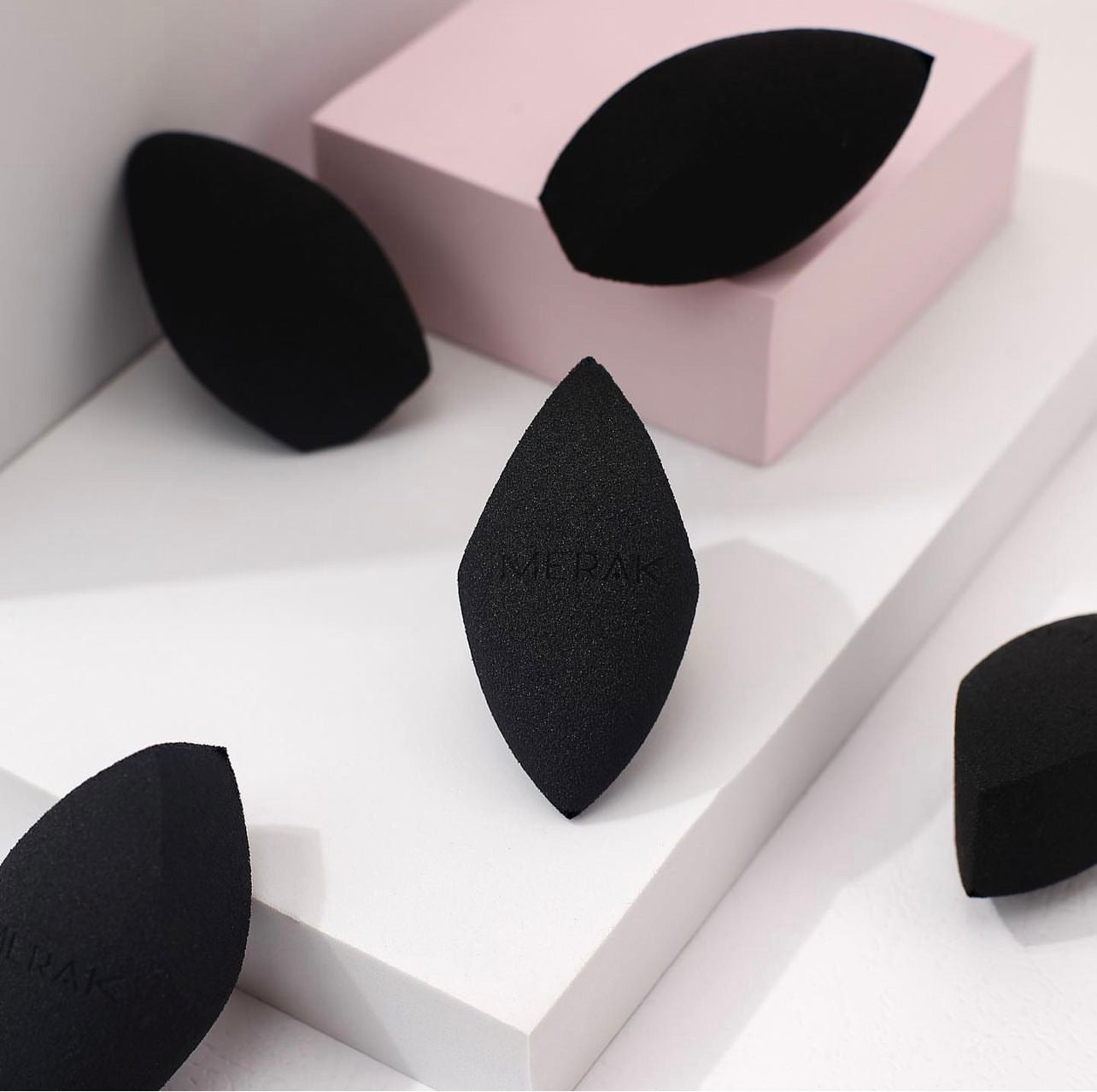 HOM BEAUTY BLENDER – Nana Hawa Beauty