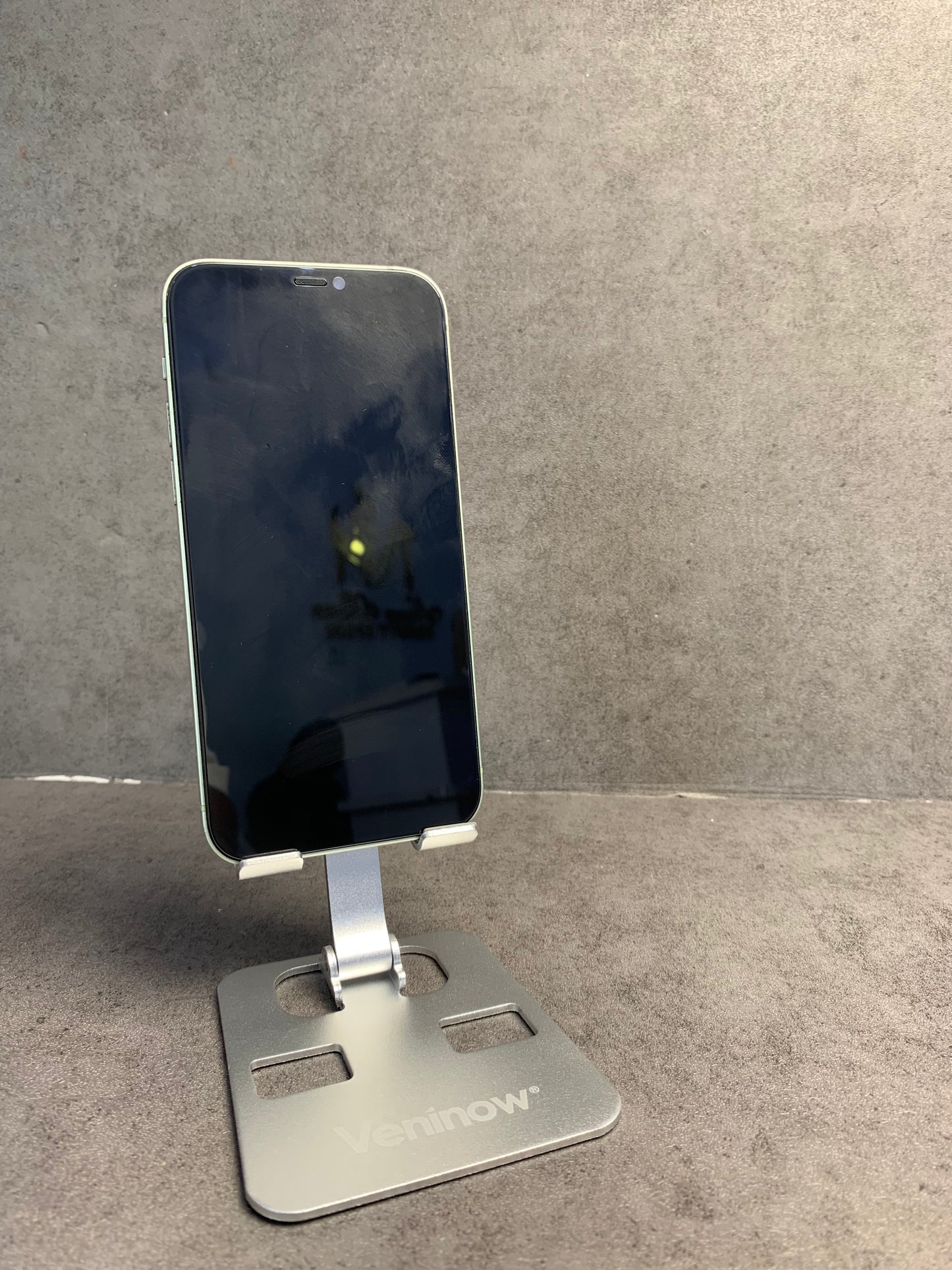 METALLIC TABLE PHONE HOLDER