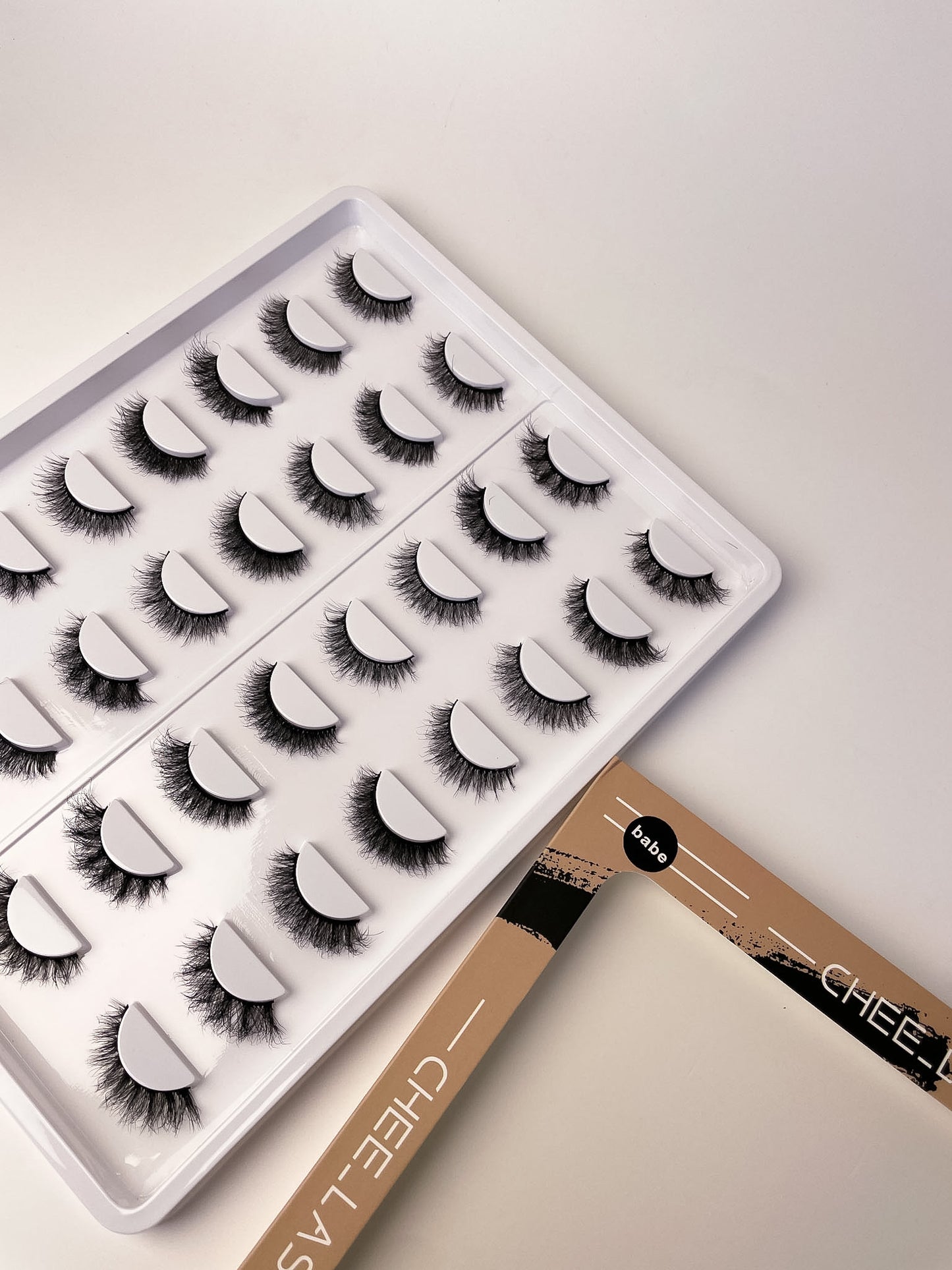 Chee 16in1 Lashes