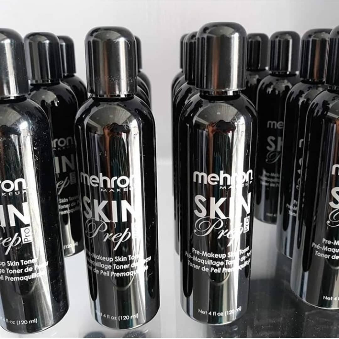 NICEUP COSMETICS on Instagram: Mehron skin prep is fully in stock,oily skin  friends, how are you even surviving the hectic season without a bottle of Skin  Prep Pro? all of your mattifying