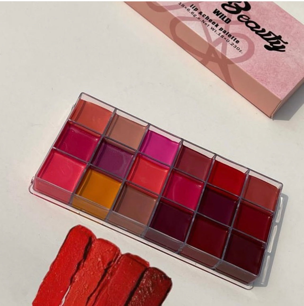Vee Beauty Concealer & Lip palette