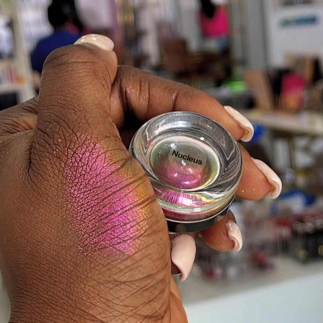 YGLAM PIGMENTS