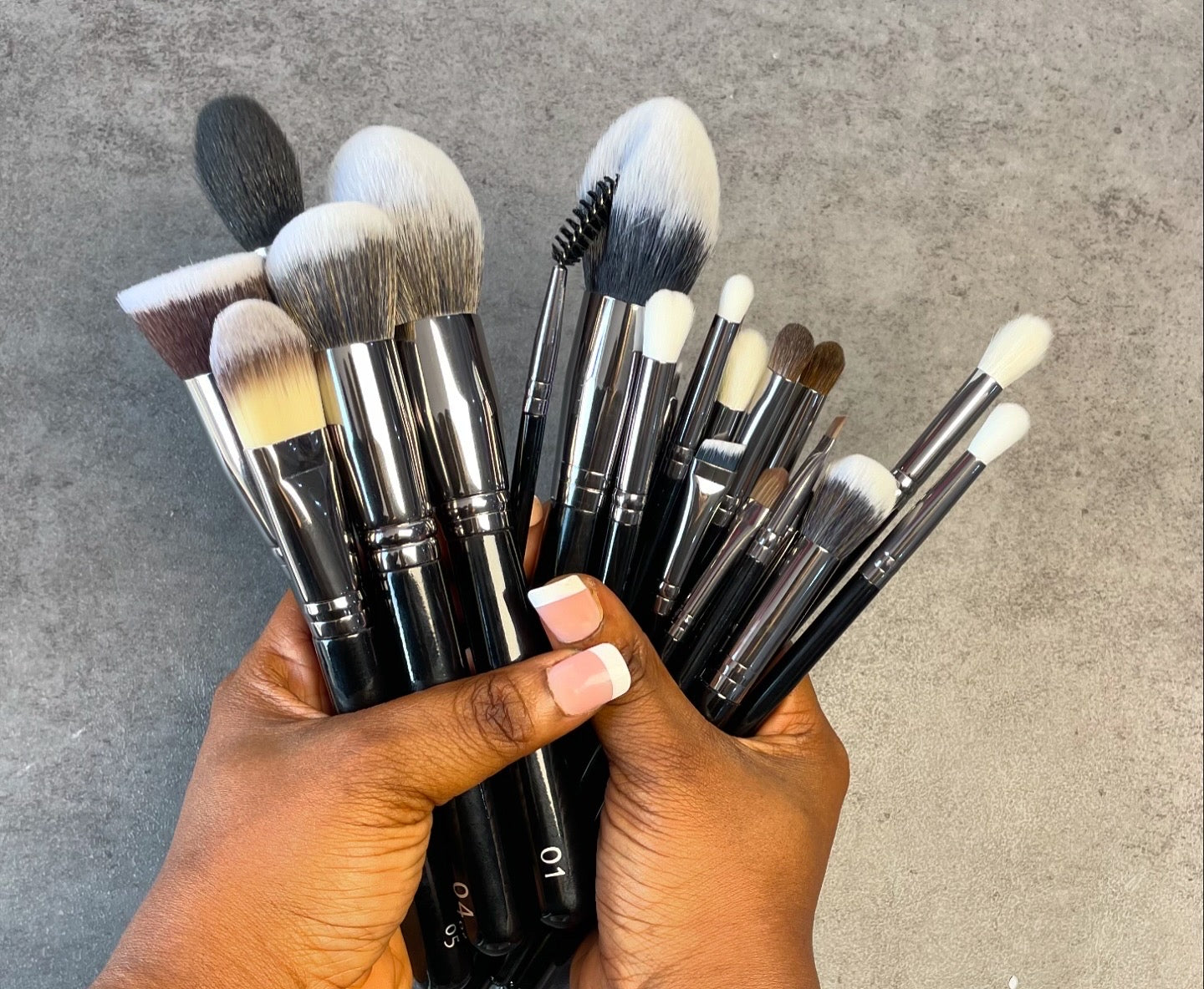 21 Pieces Unbranded Deluxe Brush Set