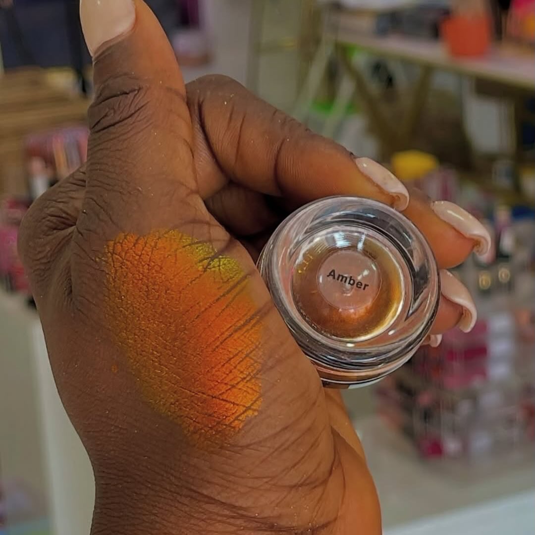 YGLAM PIGMENTS