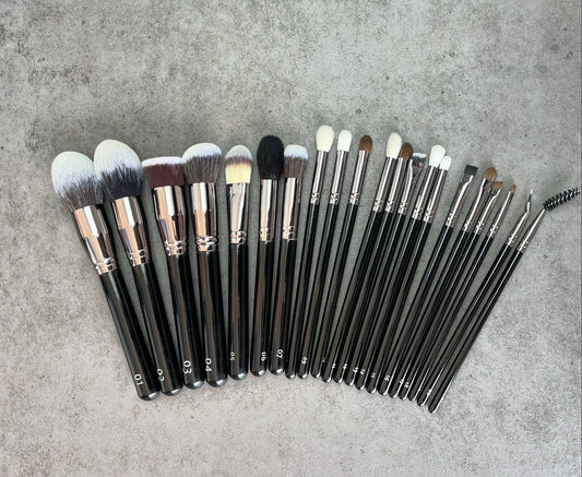 21 Pieces Unbranded Deluxe Brush Set