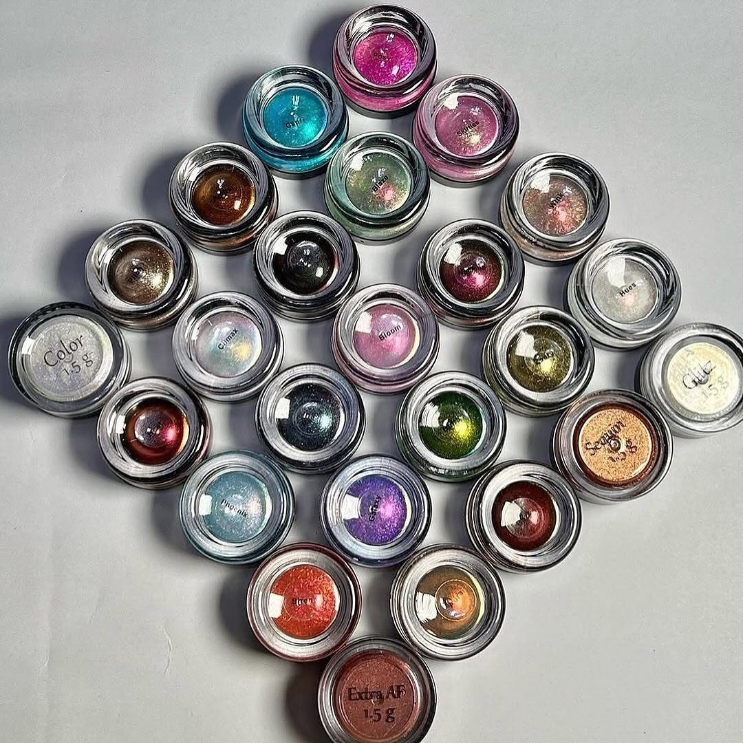 YGLAM PIGMENTS