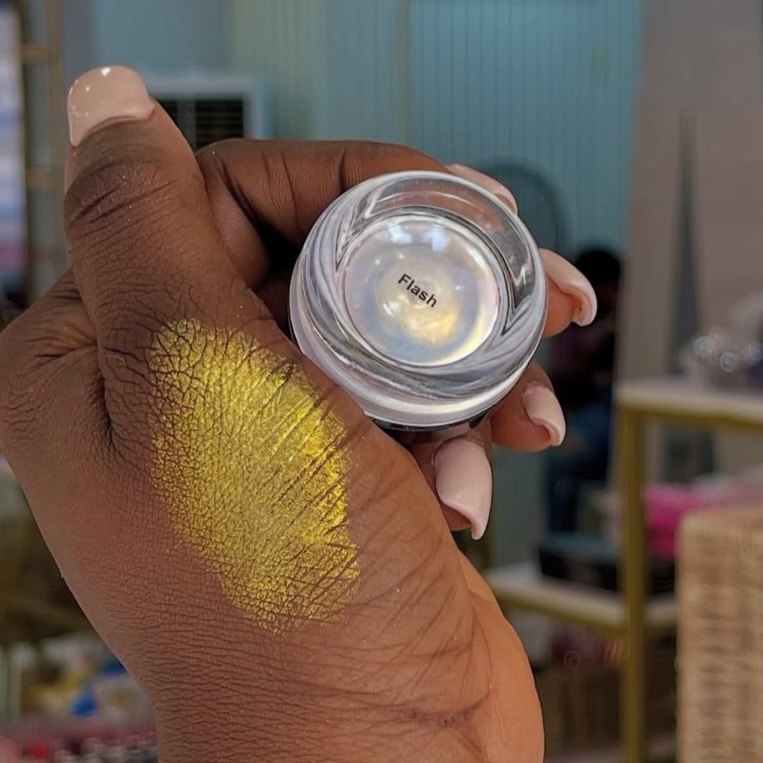 YGLAM PIGMENTS