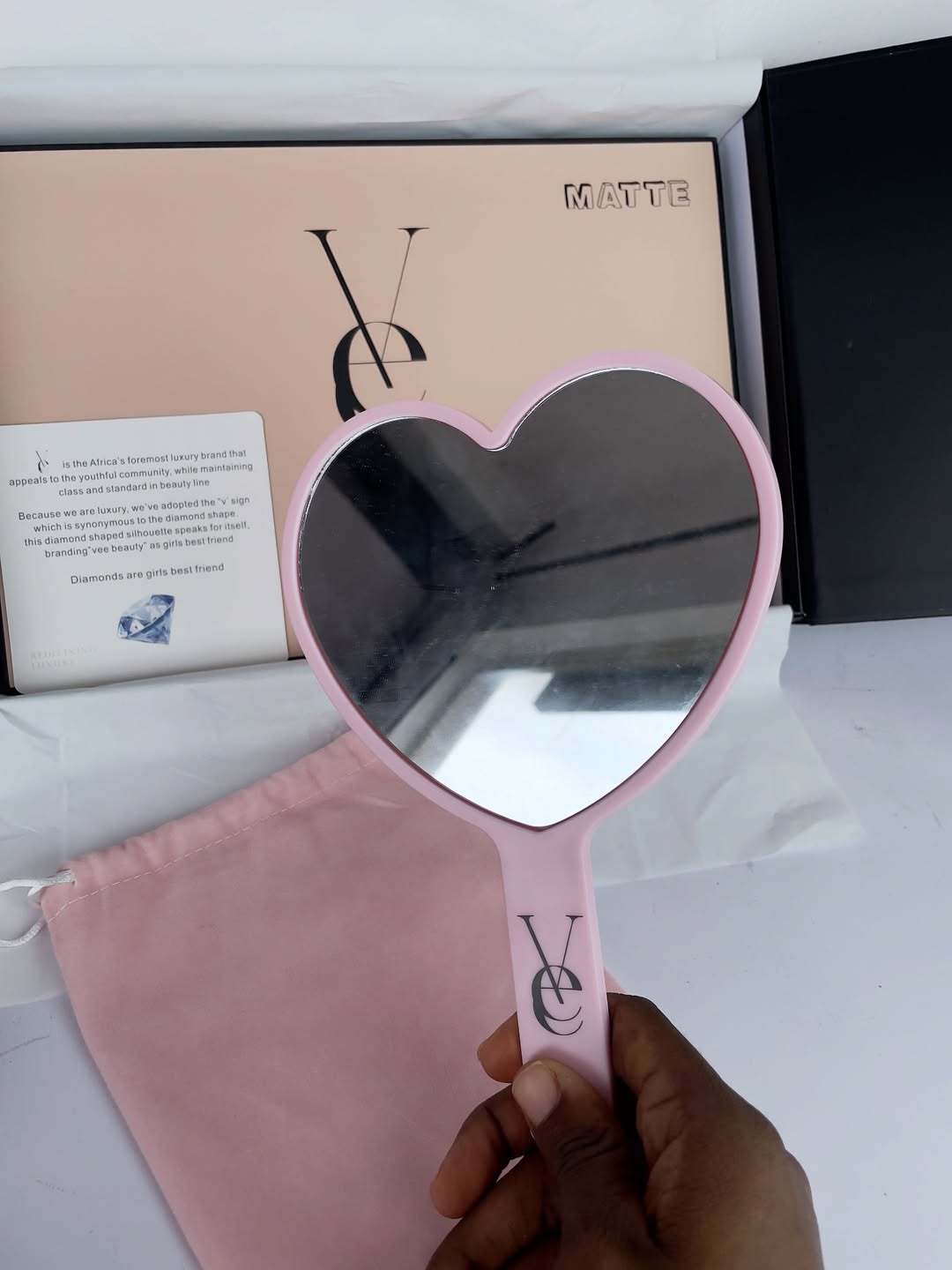 Vee Beauty 12IN1 Anniversary Powder Palette