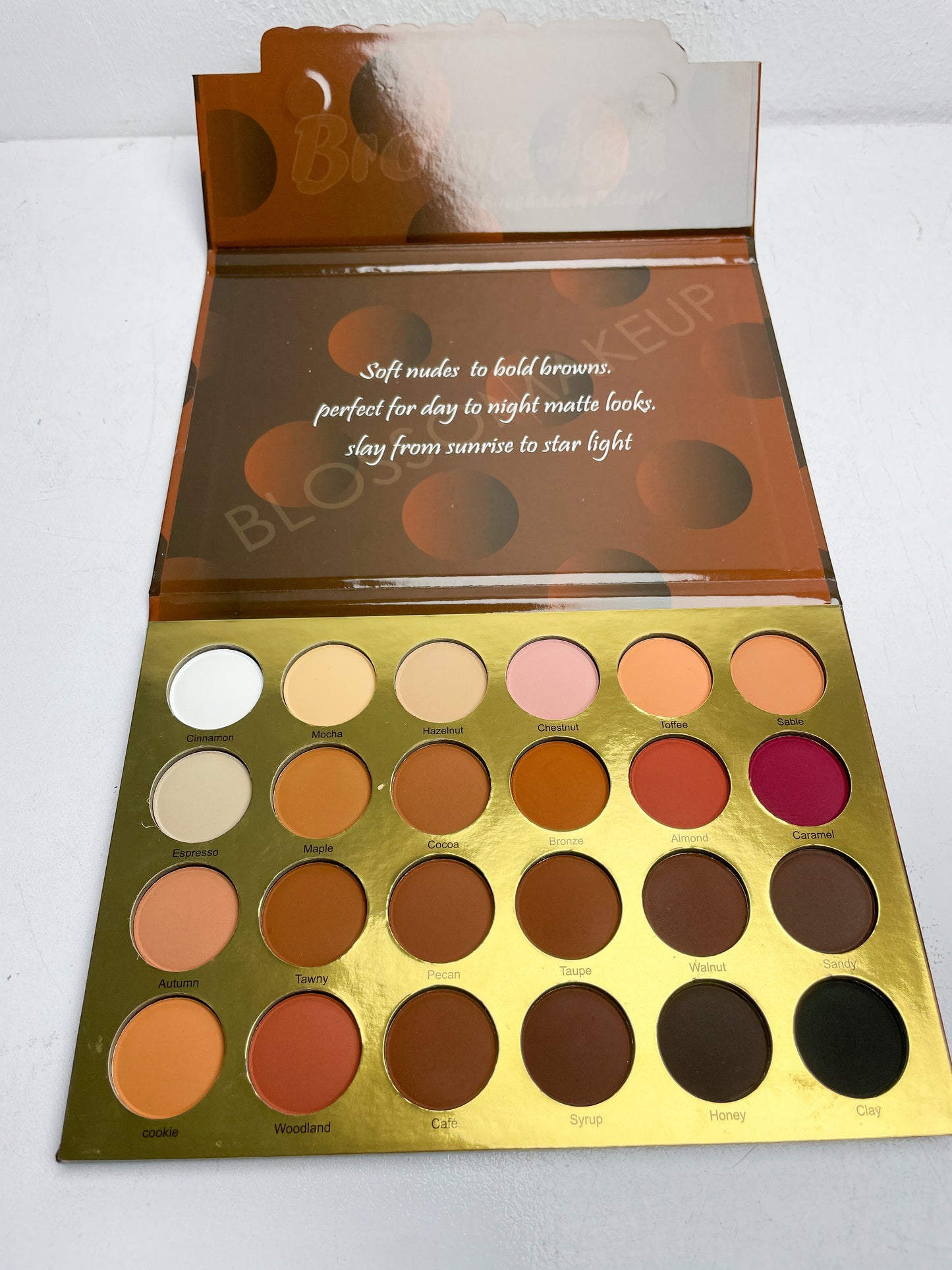 Blossom Brownish Eyeshadow Palette