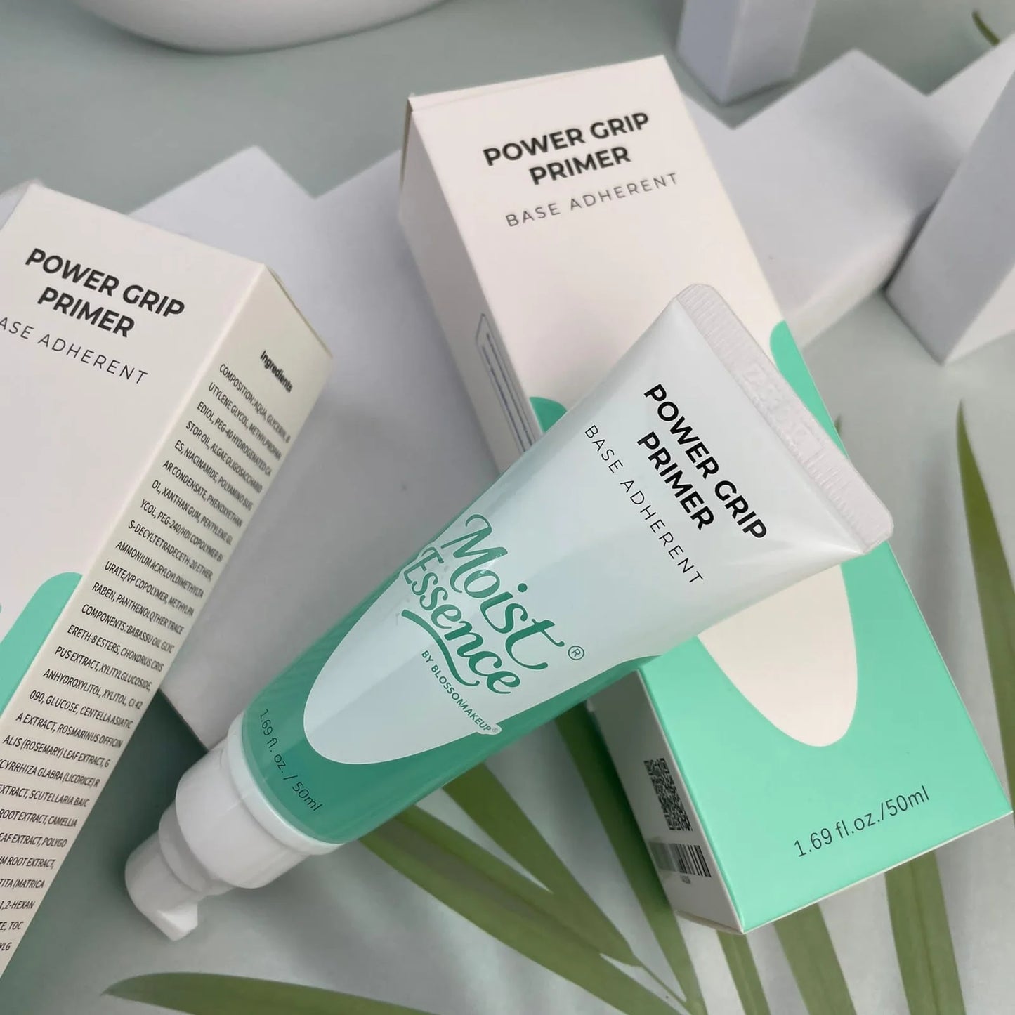 Blossom Moist Essence Power Grip Primer