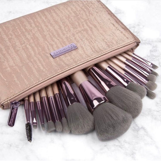 BH Lavish Brush Set