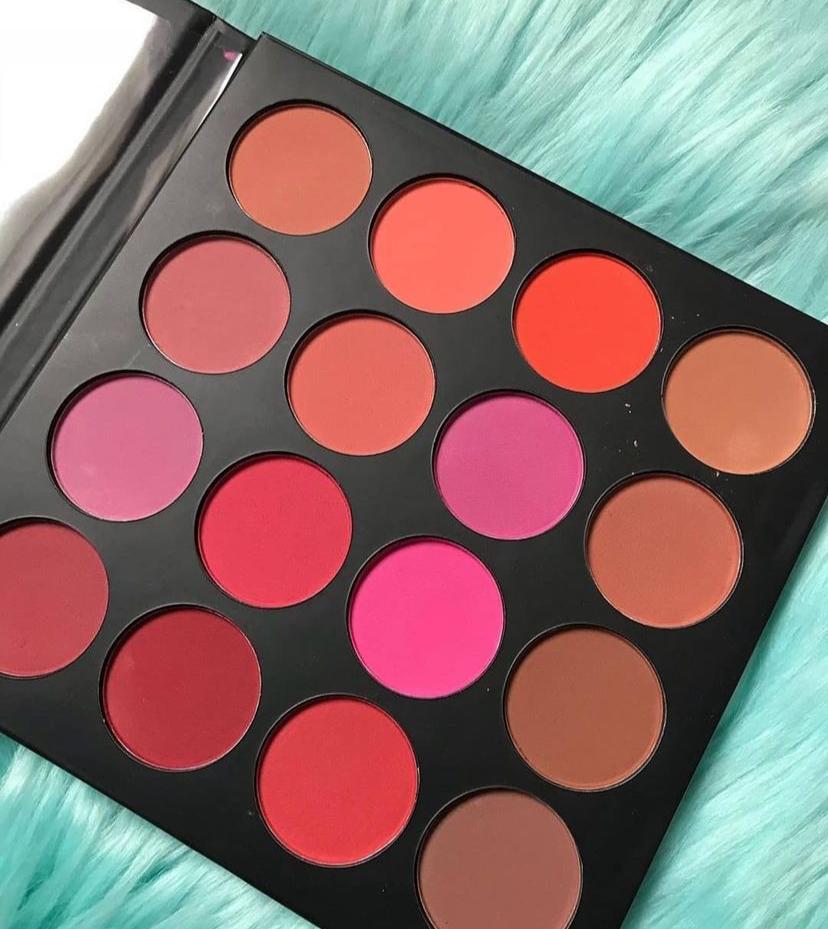 CLASSIC BLUSH PALETTE