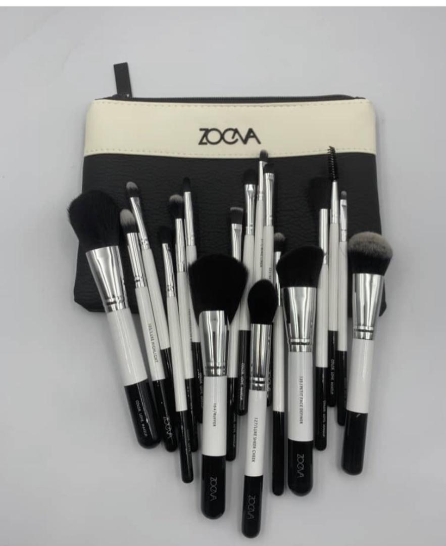 Zoeva Black and White Brush Set